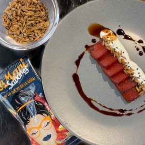 Tataki de sandía con pipas chile & lima